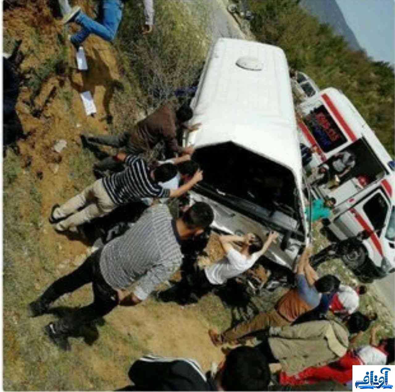 تصادف دانشجویان در دامغان,تعداد کشته شدگان تصادف دانشجویان دامغان,تعداد مصدومان تصادف دامغان اردیبهشت 97,www.avtaf.com
