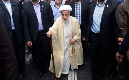 آیت&zwnj;الله جنتی: ترامپ را هم مانند شاه دفن می&zwnj;کنیم