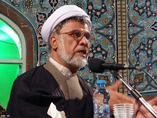 استاد حوزه: زایمان اجباری یعنی همان حجاب اجباری