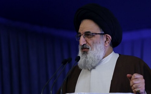 امام&zwnj;جمعه کرج: انقلاب، انسان را از زندگی حیوانی نجات داد