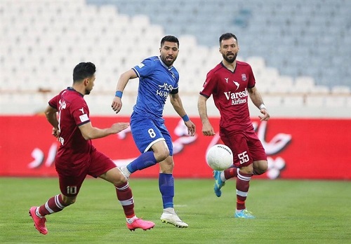 استقلال با &laquo;چنگ و دندان&raquo; صدر جدول را حفظ کرد