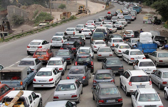 باد، باران و ترافیک سنگین؛ جمعه&zwnj;ی سختِ ایران