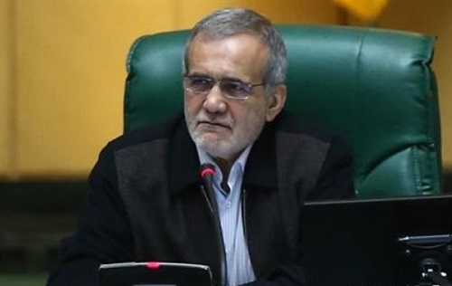 پزشکیان: جامعه&zwnj;ی ترسو، رویِ سعادت نخواهد دید