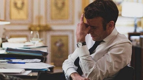 ژست&zwnj;های مکرون پس از گفت&zwnj;وگو با پوتین پربازدید شد