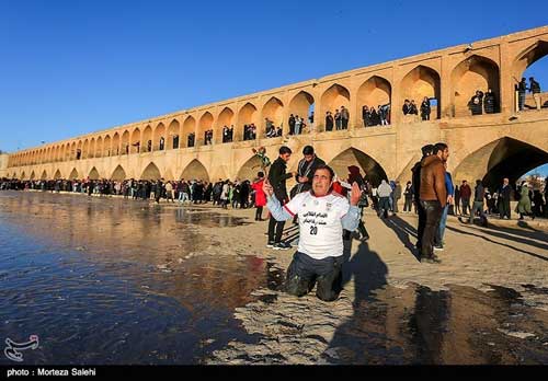 راهحل معضل زایندهرود، توسل به معصومین است راه نجات زایندهرود توسل به امام موسی(ع) است