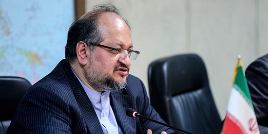 شریعتمداری: حداقل مزد کارگری معقول بود