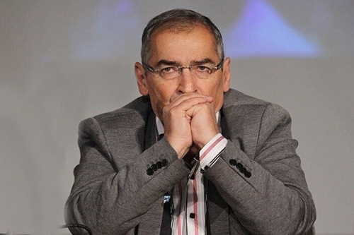 زیباکلام: تندروها هر بلایی سر روحانی بیاورند او سکوت می&zwnj;کند