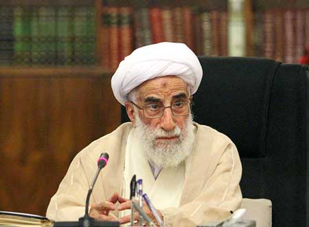 آیتالله جنتی: عوامل گرانیهای اخیر را محاکمه کنید آیت الله جنتی: عاملان گرانیهای اخیر را دادگاهی کنید