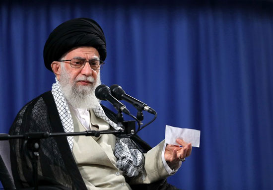 رهبر انقلاب: دزدی انگلیس خبیث بی&zwnj;جواب نمی&zwnj;ماند