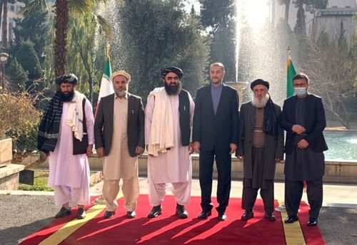 اولین دیدار وزیران خارجه ایران و طالبان در تهران اولین دیدار وزیران خارجه ایران و طالبان در تهران