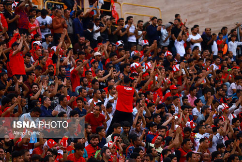 باشگاه پرسپولیس: هواداران ما را تنها نگذارند باشگاه پرسپولیس: هواداران، ما را تنها نگذارید