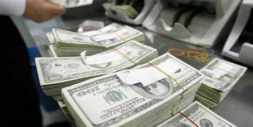 کاهش قیمت سکه و دلار در بازار امروز کاهش قیمت سکه و دلار در بازار امروز