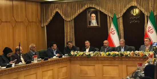 سخنگوی دولت: رئیسجمهور خود را فدای مردم کرد سخنگوی دولت: رئیسجمهور خود را فدای مردم کرد