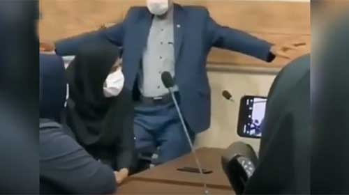 اخراج کارمند رقاصِ پست هرمزگان تکذیب شد کارمند رقاصِ پست هرمزگان برکنار شد