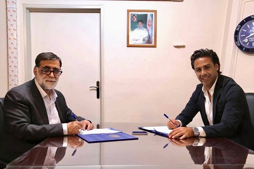 واکنش فرهاد مجیدی به تمدید قرارداد با استقلال واکنش فرهاد مجیدی به تمدید قرارداد با استقلال