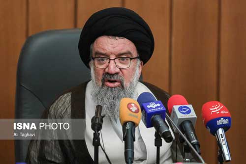 احمد خاتمی: ترامپ روزانه ۱۲ دروغ میگوید احمد خاتمی: ترامپ روزانه ۱۲ دروغ میگوید
