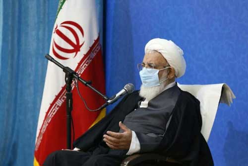 امامجمعه یزد: تربیت درست افراد با روحانیون است امامجمعه یزد: تربیت درست افراد وظیفه روحانیون است