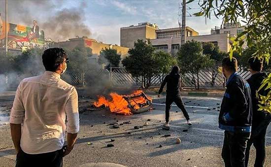 اعتراضات آبان؛ اعتراض نسلی که نمیشناسیم اعتراضات آبان؛ اعتراض نسلی که نمیشناسیم
