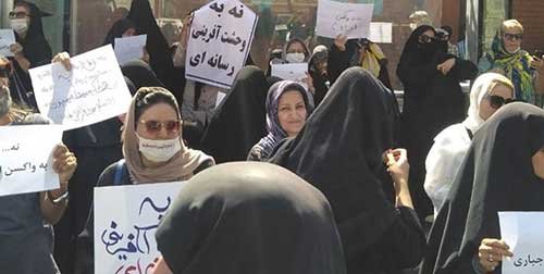 مخالفان پر سر و صدا، یواشکی واکسن می&zwnj;زنند!