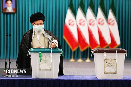 رهبر انقلاب: حتی یک رای هم مهم است رهبر انقلاب: حتی یک رای هم مهم است